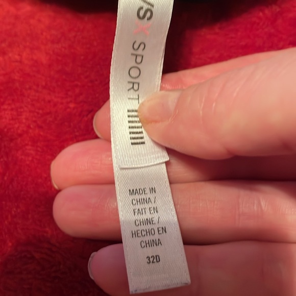 VSX SPORT
Sports bra size 32D. - Picture 4 of 4